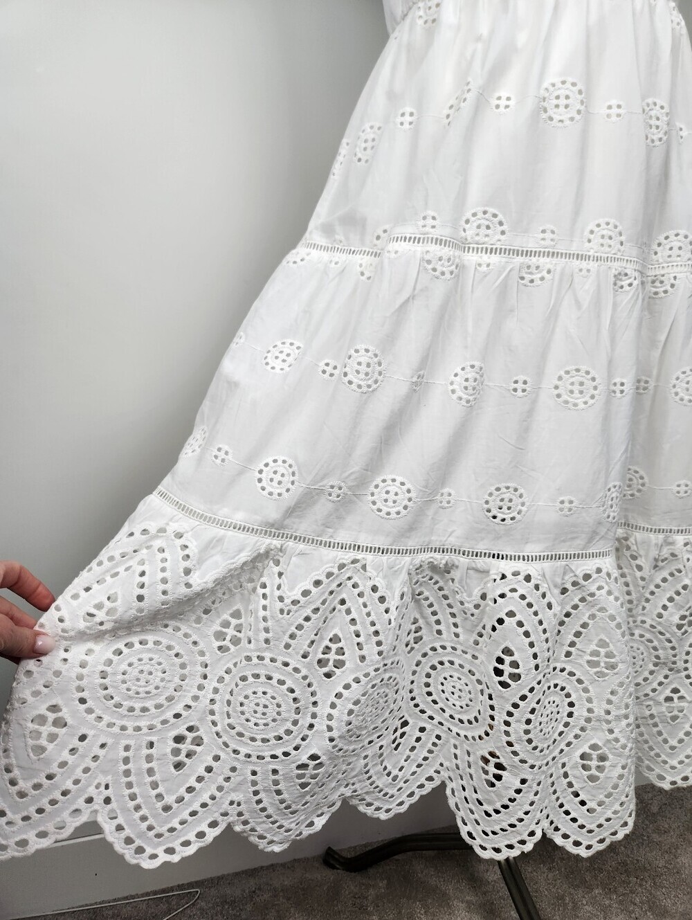 White Eyelet 100% Cotton Midi Dress Flutter Sleeve Size Small Fits Medium - Picture 4 of 12